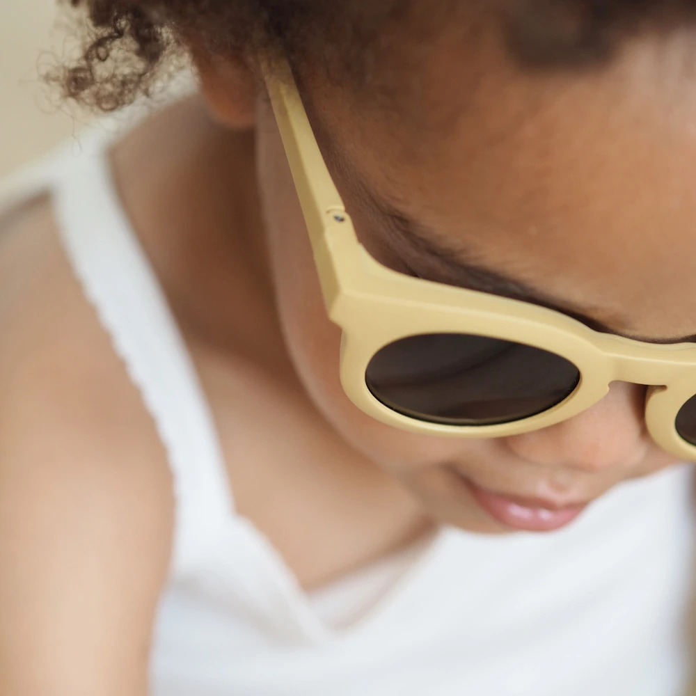 Beaba Lunettes De Soleil 2-4 Ans State Gold – Image 2