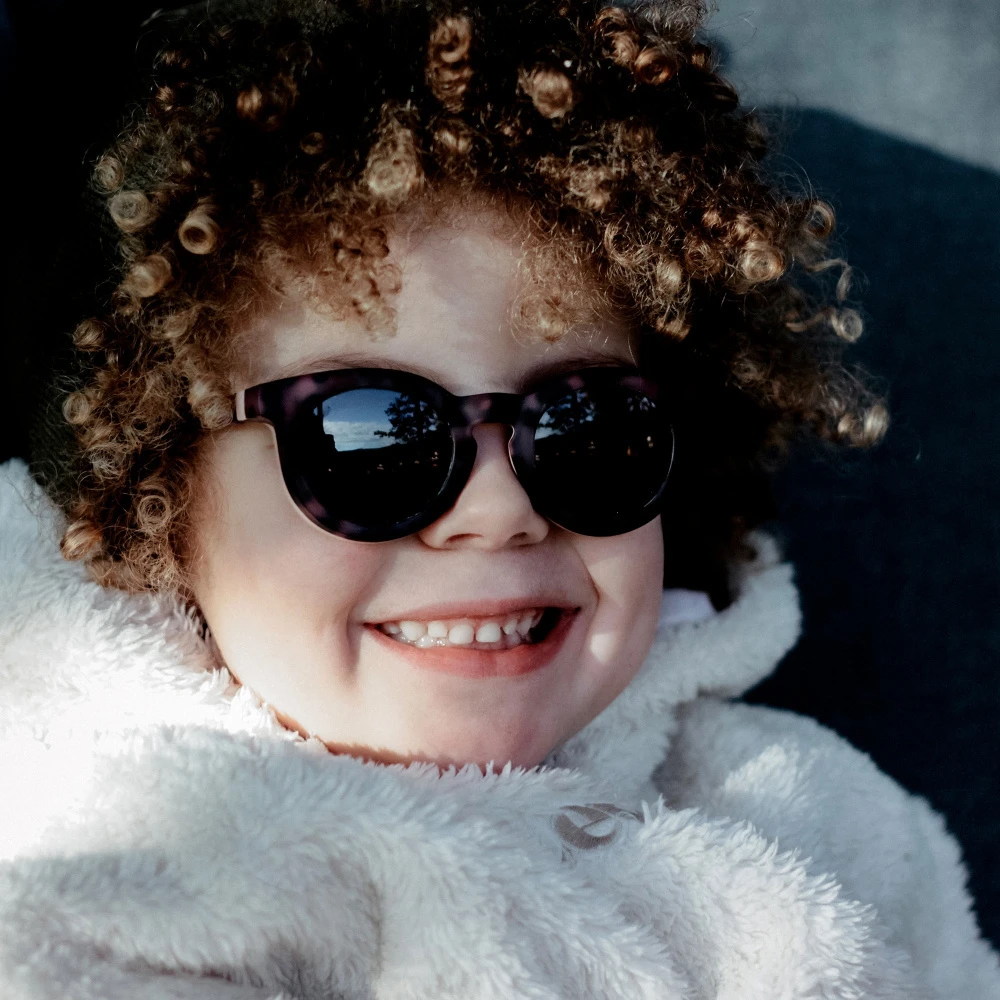 Beaba Lunettes De Soleil 2-4 Ans Happy Pink Tortoise – Image 2