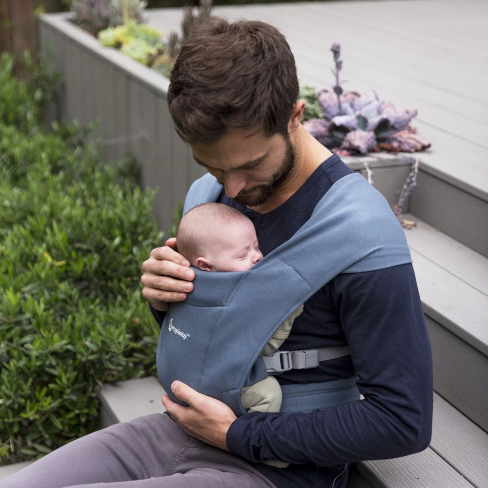 Ergobaby Porte-bébé Embrace Gris Bleu – Image 19