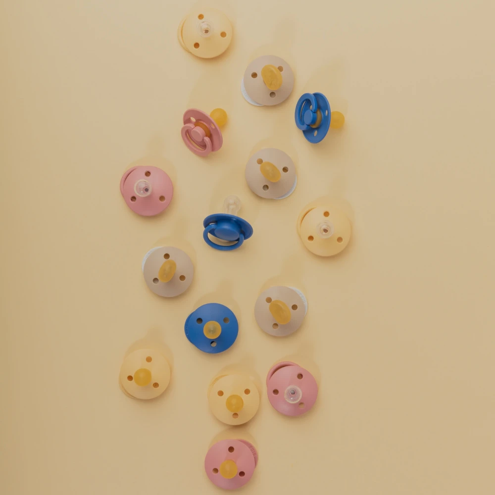 BIBS Pack De 2 Sucettes Colour Caoutchouc 6 Mois+ Candy Apple Et Haze – Image 9