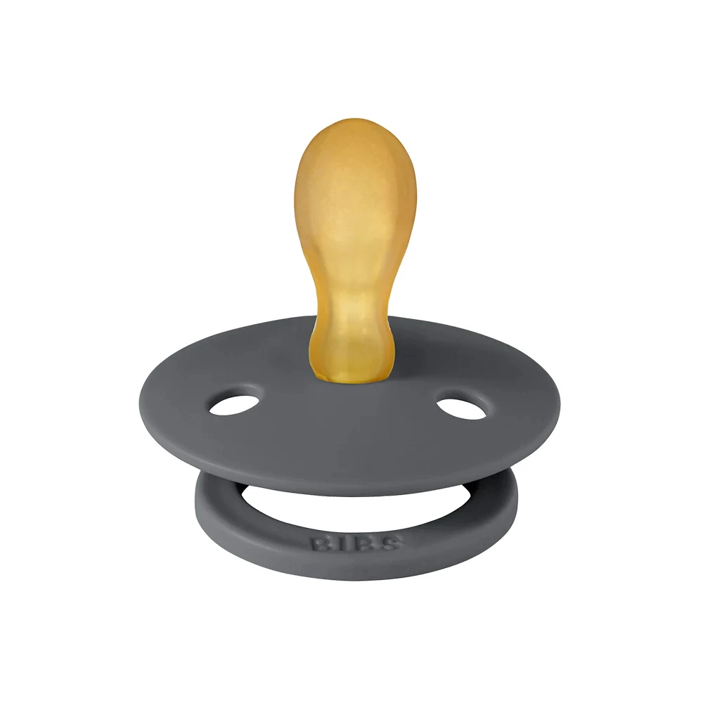 BIBS Pack De 2 Sucettes Colour Caoutchouc Symétrique 6 Mois+ Iron Et Baby Blue – Image 3