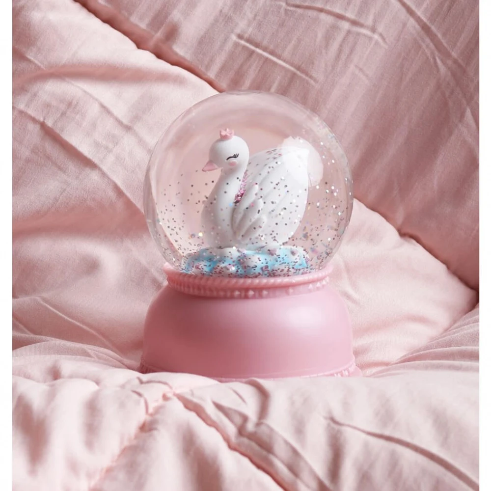 A Little Lovely Company Boule à Neige Lumineuse Cygne – Image 4