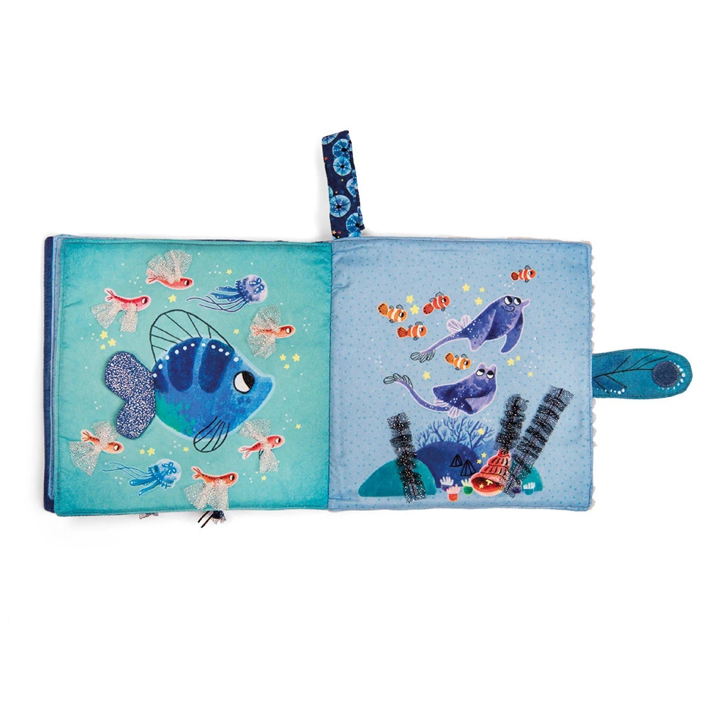 Moulin Roty Livre D'activités En Tissu Les Aventures De Paulie – Image 2