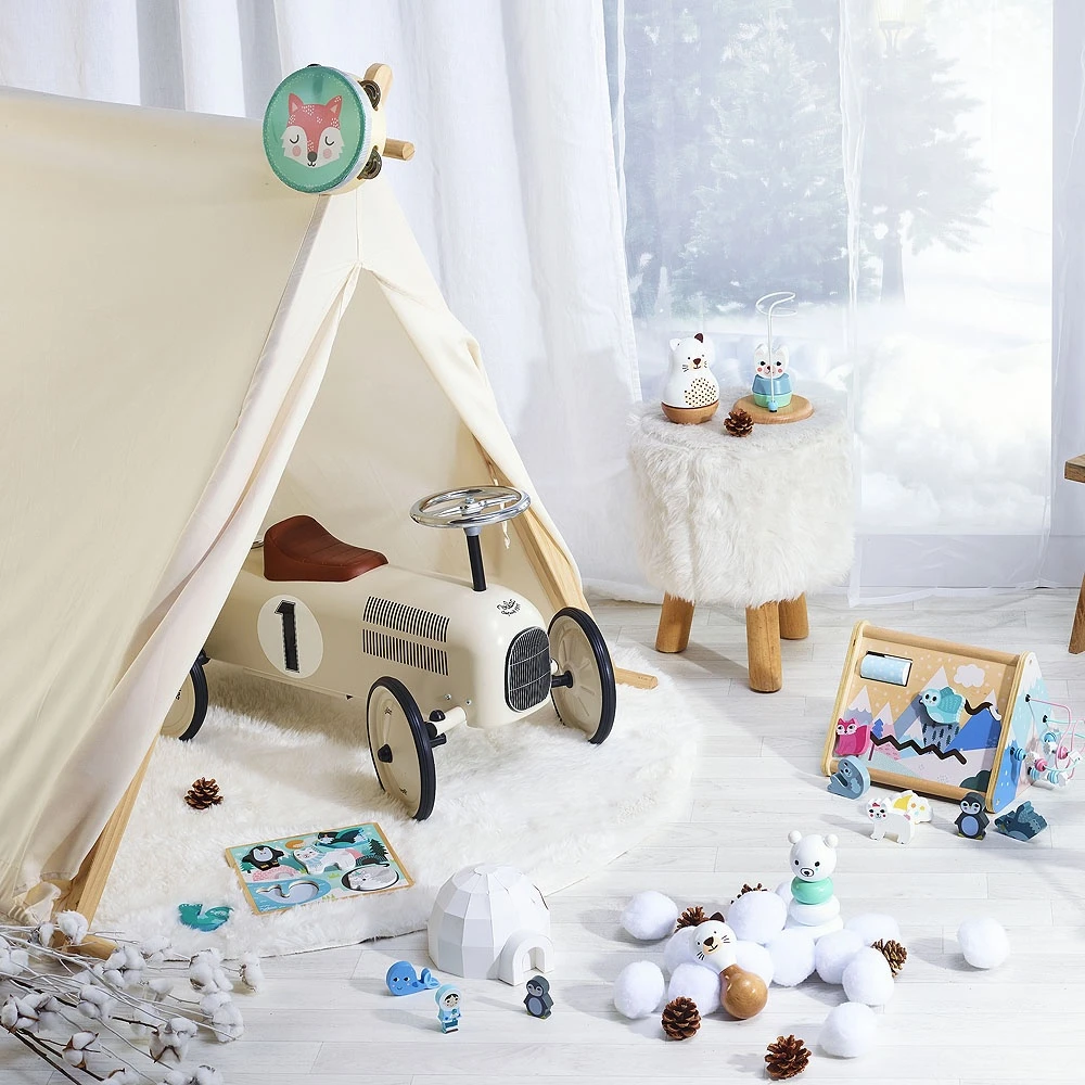 Vilac Porteur Bébé Voiture Vintage Blanc Crème – Image 3